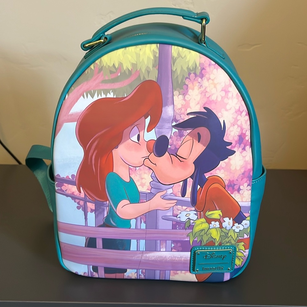 Loungefly Disney A Goofy Movie Roxanne & Max Kiss Exclusive Mini Backpack